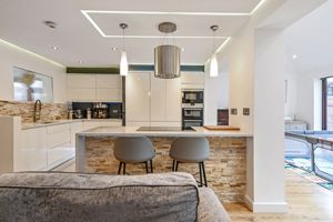 Kitchen Island- click for photo gallery